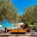 Sunny Side Villa