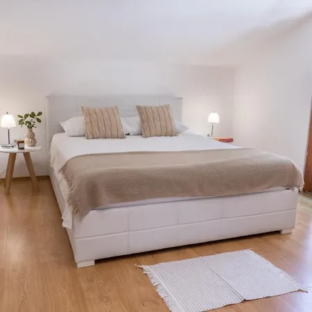 Sunny Side * Вела-Лука