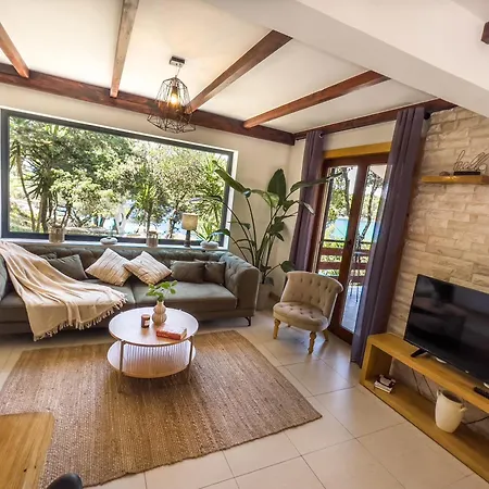 Вилла Sunny Side Вела-Лука